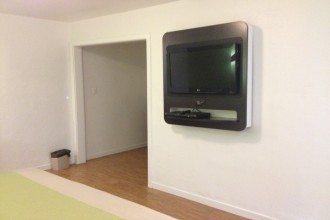 Motel 6 San Rafael - All rooms at Motel 6 have Flatscreen TVs with Cable